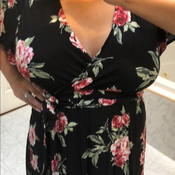 FLORAL BLACK MAXI DRESS - Picture 5 of 6